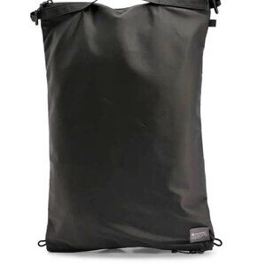 NWT Lululemon Travel Laundry Bag 12L Black Unisex